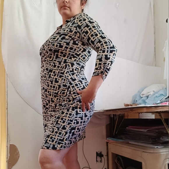 Dress Glamour, Faux wrap Dress geometric, Full stretch, Business,Formal,sz 6. - Picture 15 of 17